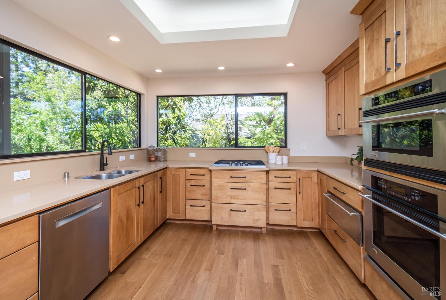 Detail Gallery Image 26 of 79 For 1043 La Quinta Ct, Napa,  CA 94559 - 4 Beds | 3/1 Baths