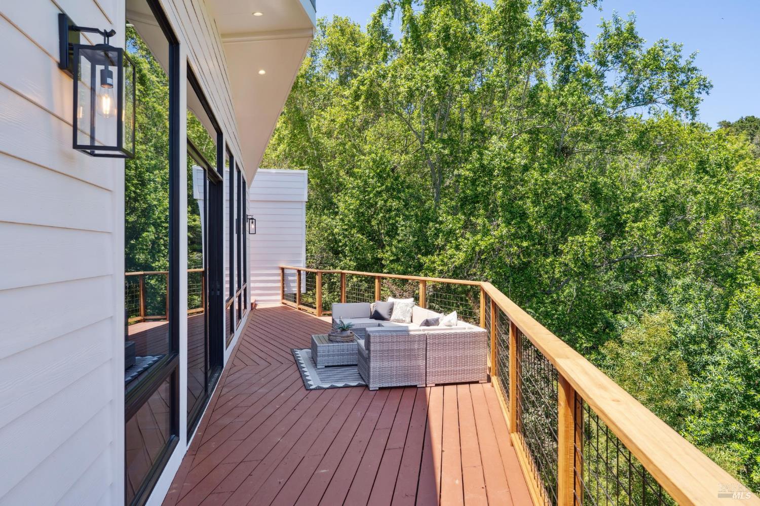 Detail Gallery Image 23 of 56 For 745 Redwood Rd, San Anselmo,  CA 94960 - 4 Beds | 3/1 Baths