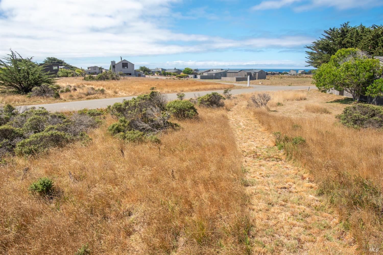 Detail Gallery Image 3 of 10 For 41934 Leeward Rd, The Sea Ranch,  CA 95497 - – Beds | – Baths
