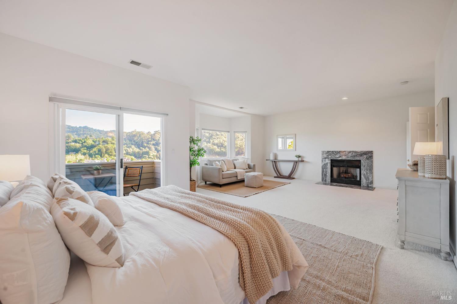 Detail Gallery Image 29 of 60 For 55 Tamalpais Rd, Kentfield,  CA 94904 - 4 Beds | 4 Baths