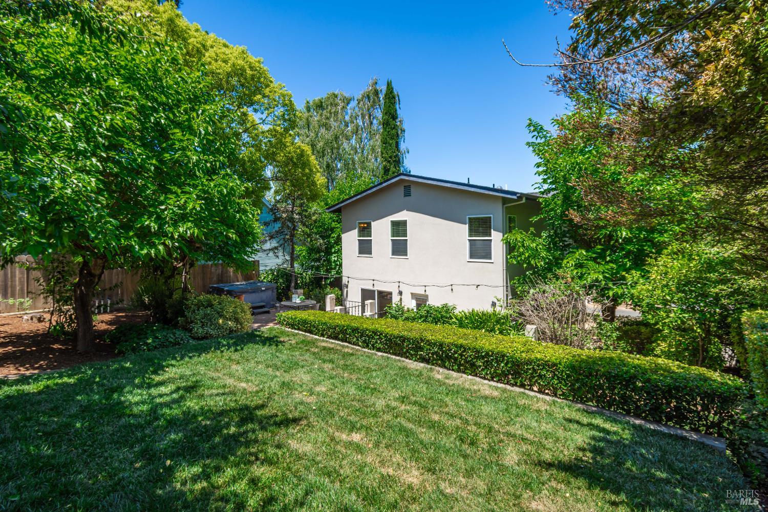 Detail Gallery Image 46 of 53 For 225 Berna Ave, Napa,  CA 94559 - 3 Beds | 2/1 Baths