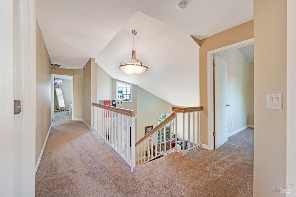 Detail Gallery Image 19 of 46 For 1405 Montana Pl, Rohnert Park,  CA 94928 - 4 Beds | 2/1 Baths