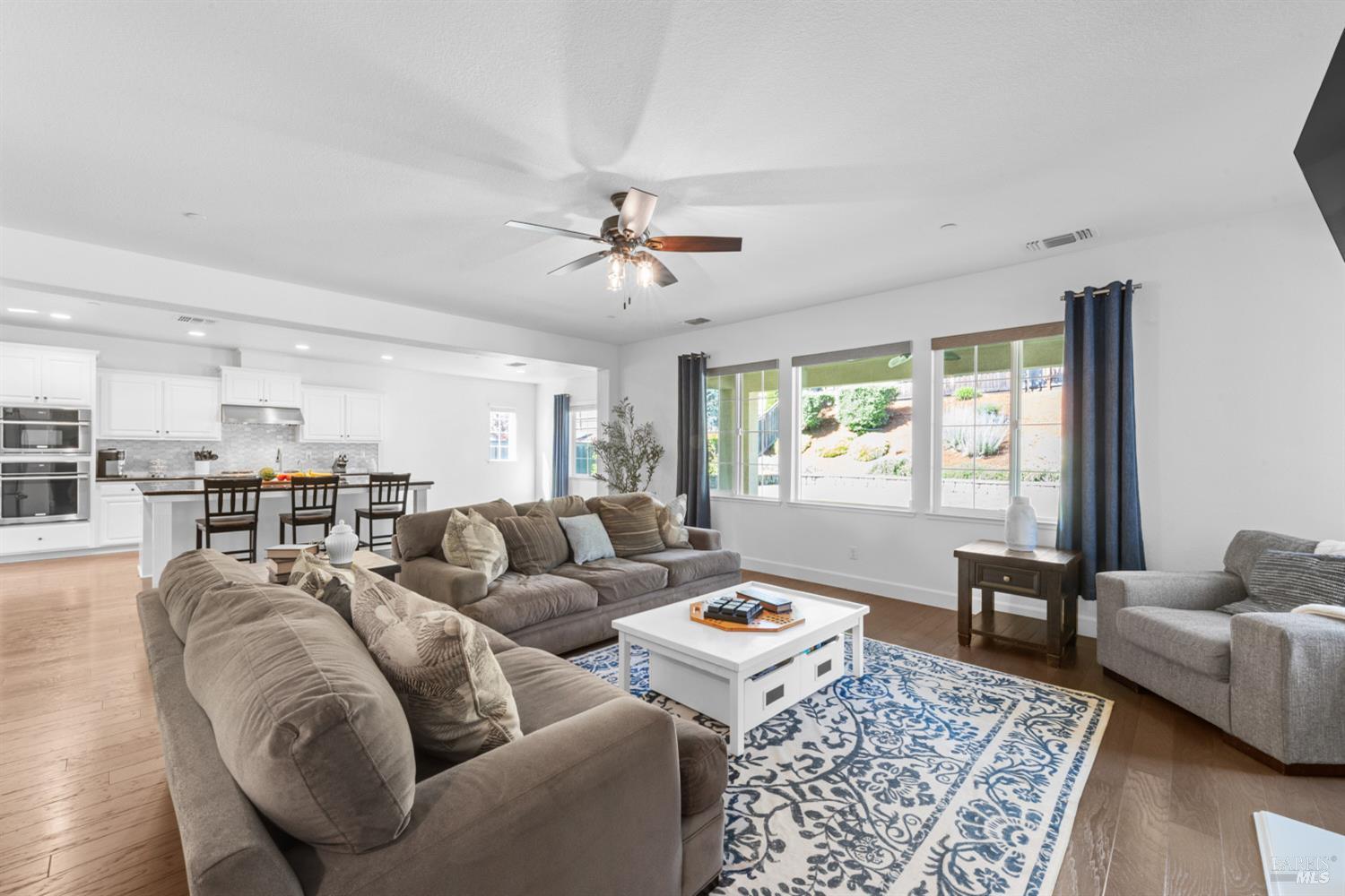 Detail Gallery Image 28 of 66 For 4012 Jade Crest Hill Way, Vacaville,  CA 95688 - 6 Beds | 4/1 Baths