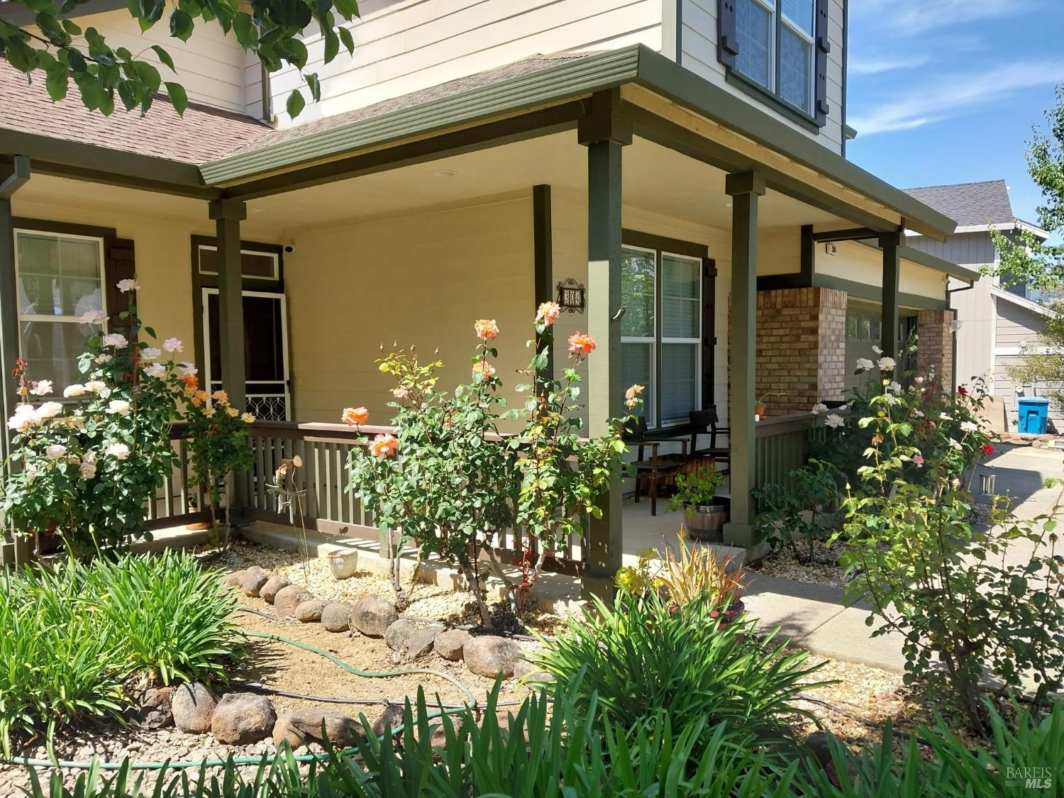 Detail Gallery Image 2 of 54 For 304 Ranch House Dr, Cloverdale,  CA 95425 - 5 Beds | 3 Baths
