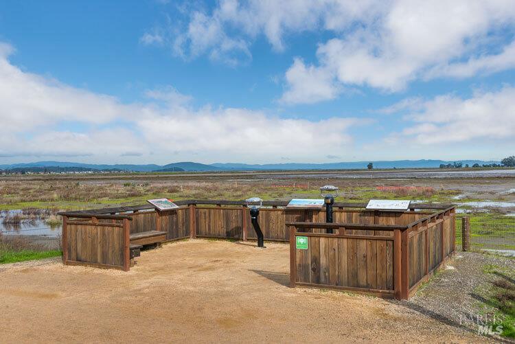 Detail Gallery Image 24 of 25 For 475 San Marin Dr, Novato,  CA 94945 - 4 Beds | 2/1 Baths
