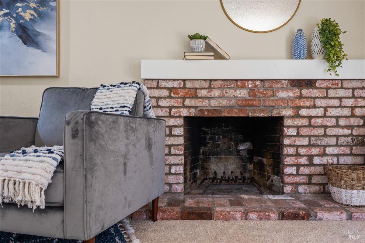 Detail Gallery Image 24 of 56 For 1503 Galaxy Ct, Rohnert Park,  CA 94928 - 4 Beds | 2/1 Baths