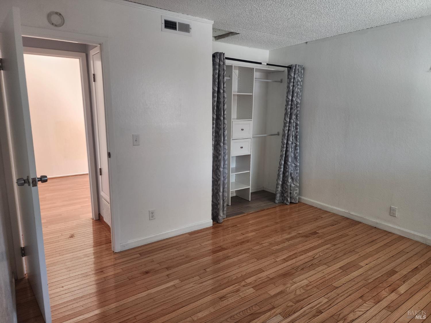 Detail Gallery Image 28 of 32 For 1863 Mini Dr, Vallejo,  CA 94589 - 3 Beds | 2 Baths