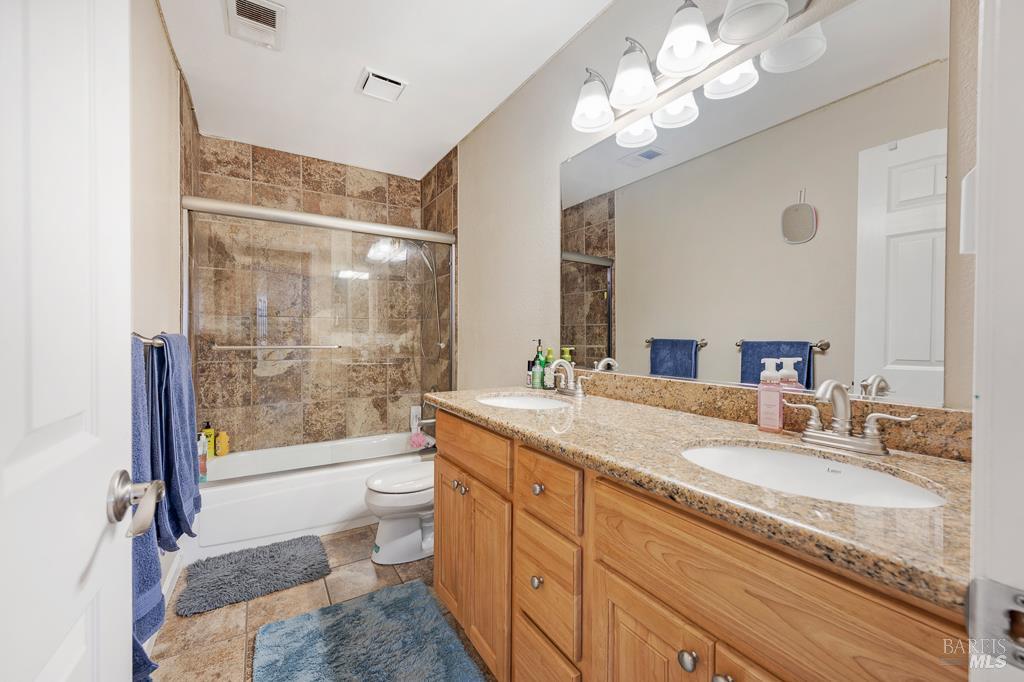 Detail Gallery Image 27 of 46 For 1405 Montana Pl, Rohnert Park,  CA 94928 - 4 Beds | 2/1 Baths