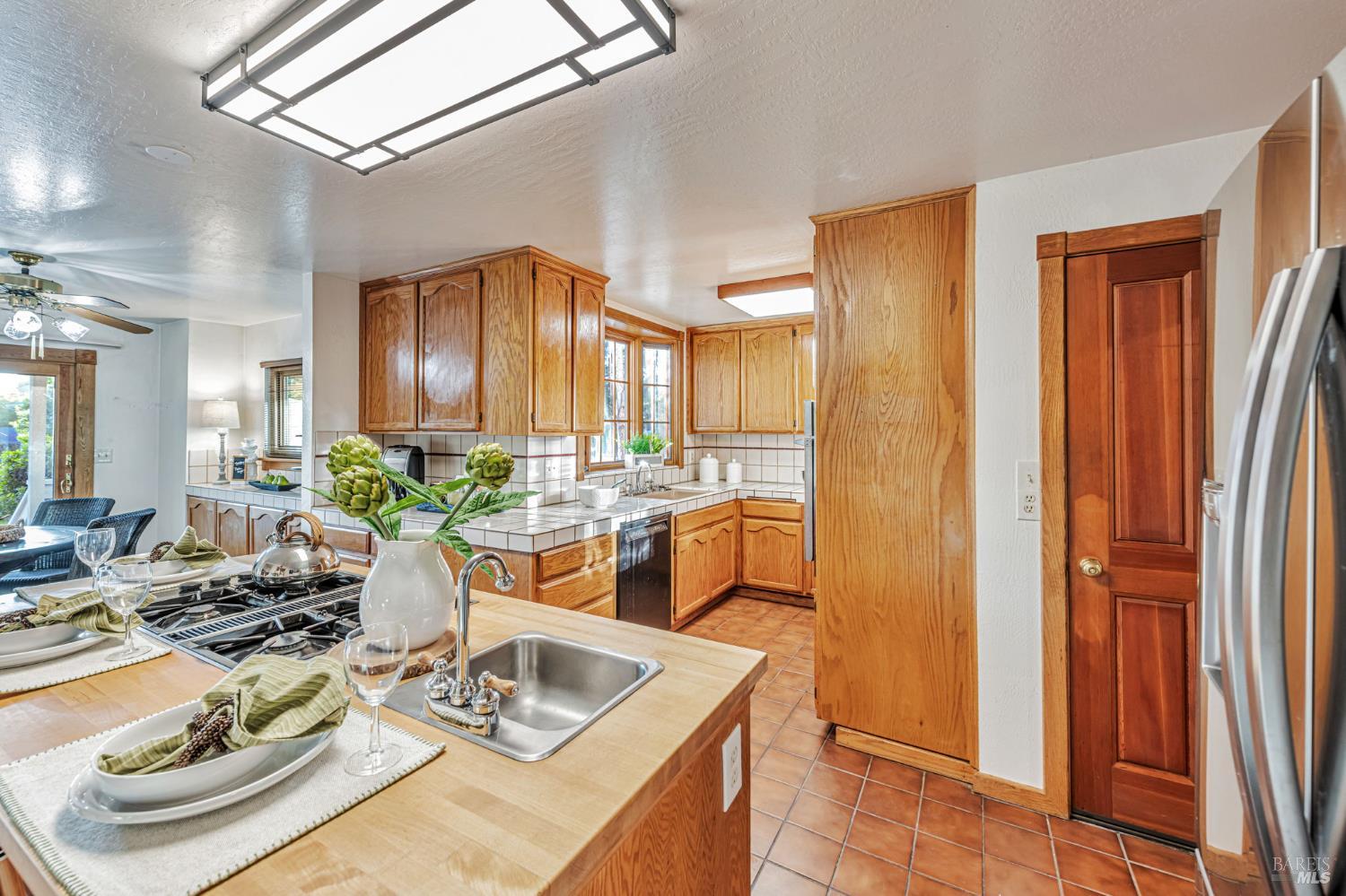 Detail Gallery Image 10 of 41 For 8053 Speer Ranch Rd, Forestville,  CA 95436 - 3 Beds | 3/1 Baths