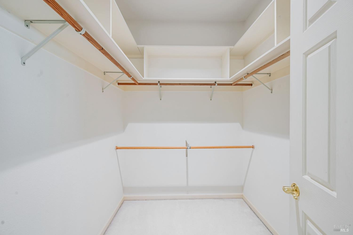 Detail Gallery Image 35 of 60 For 55 Tamalpais Rd, Kentfield,  CA 94904 - 4 Beds | 4 Baths