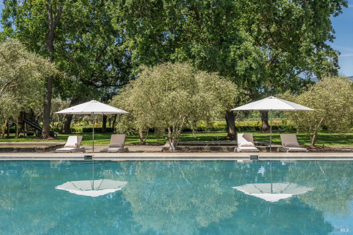 Detail Gallery Image 24 of 70 For 900 Rutherford Rd, Rutherford,  CA 94573 - 6 Beds | 6/1 Baths
