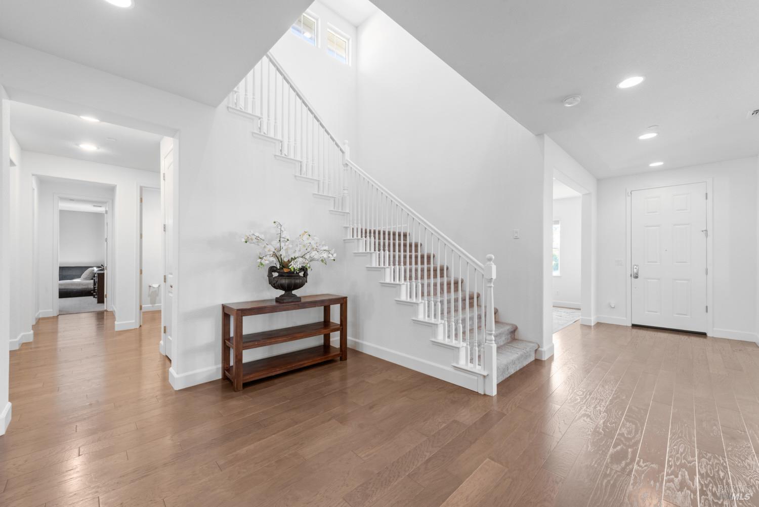 Detail Gallery Image 16 of 66 For 4012 Jade Crest Hill Way, Vacaville,  CA 95688 - 6 Beds | 4/1 Baths