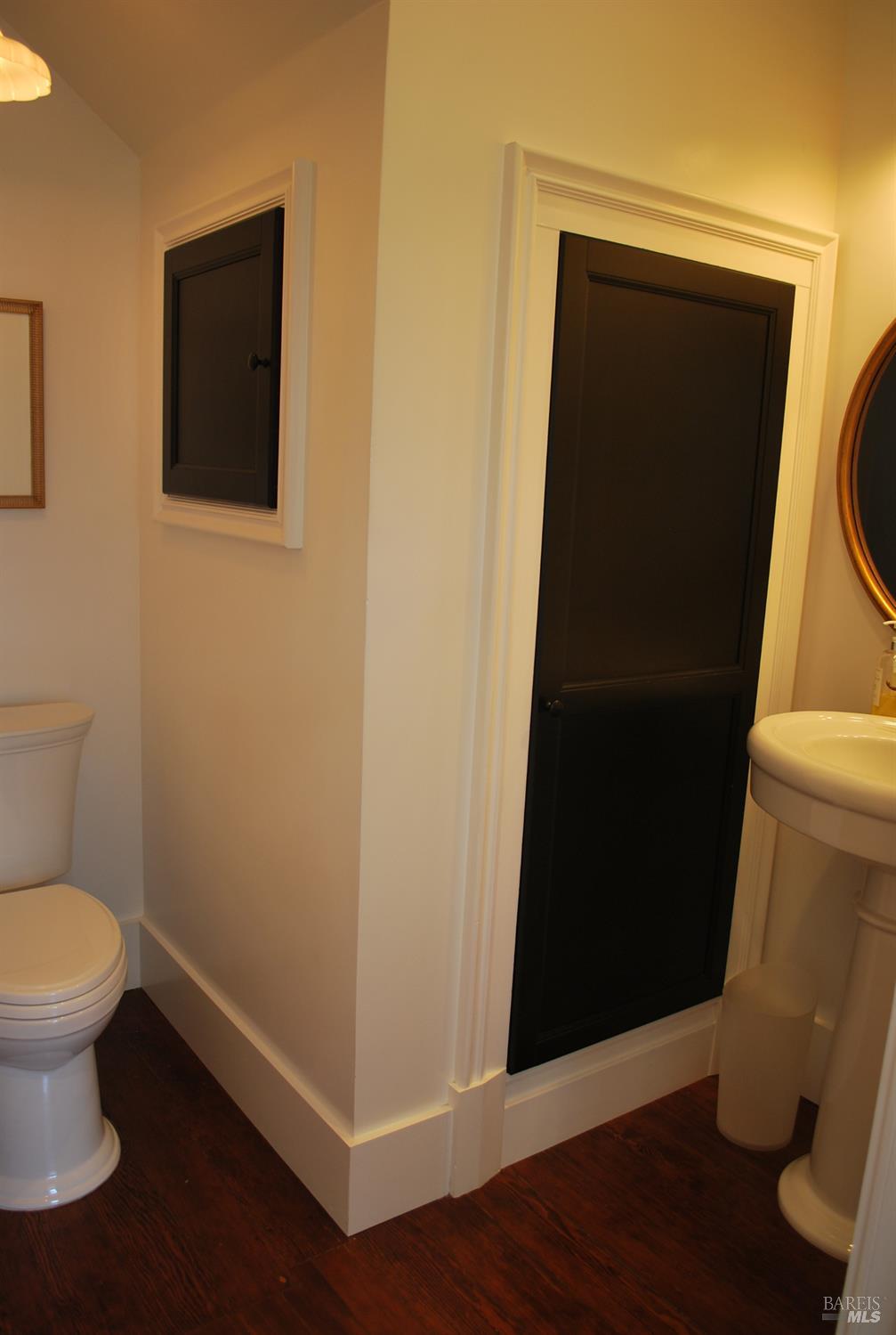 Detail Gallery Image 19 of 50 For 1801 Bodega Ave, Petaluma,  CA 94952 - 5 Beds | 2/1 Baths