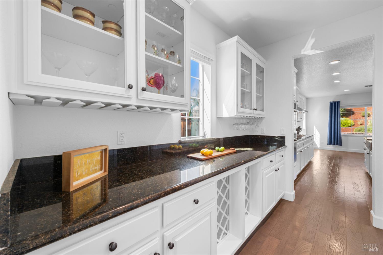 Detail Gallery Image 21 of 66 For 4012 Jade Crest Hill Way, Vacaville,  CA 95688 - 6 Beds | 4/1 Baths