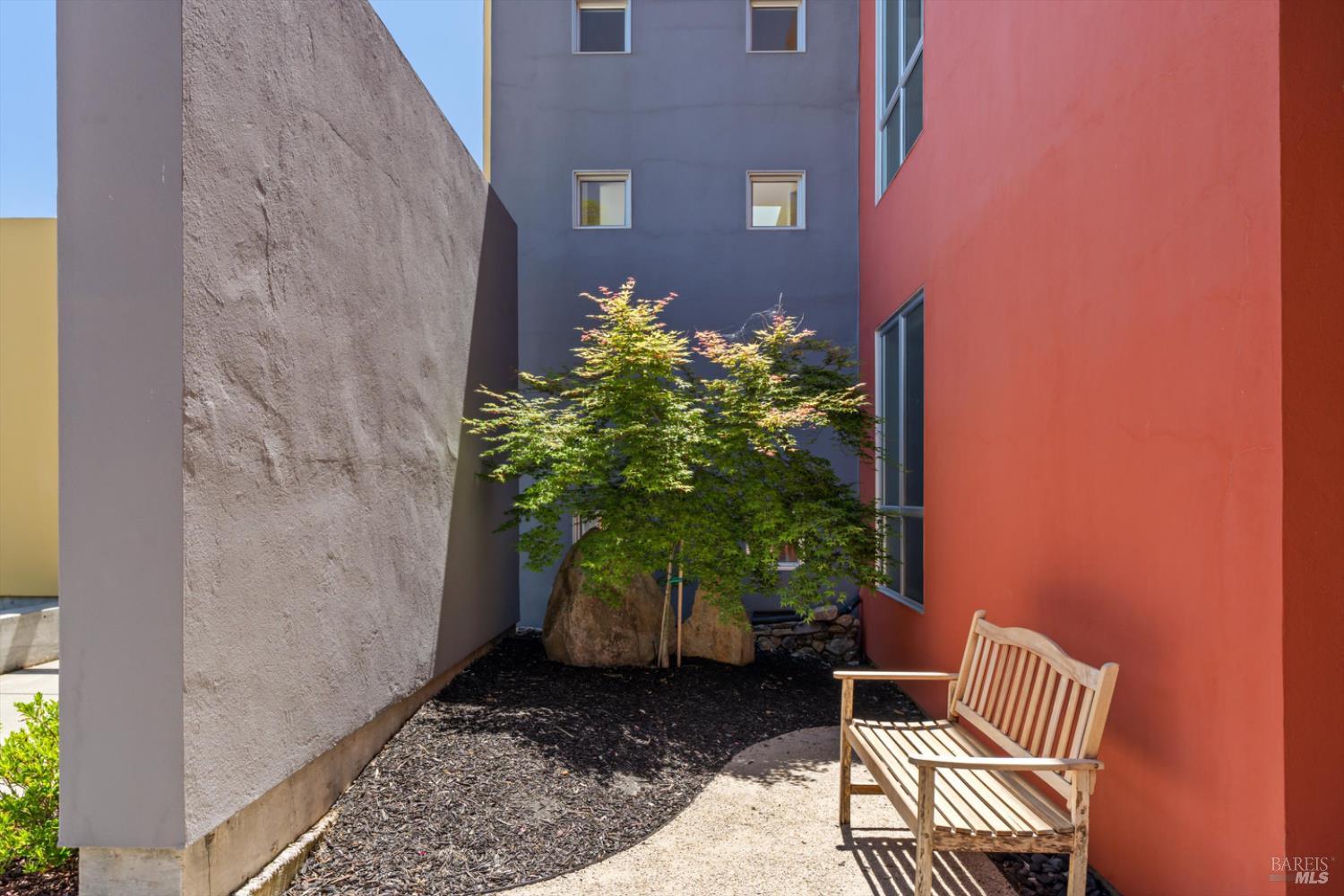 Detail Gallery Image 7 of 54 For 48 Longhorn Ridge Rd, Napa,  CA 94558 - 3 Beds | 3/1 Baths