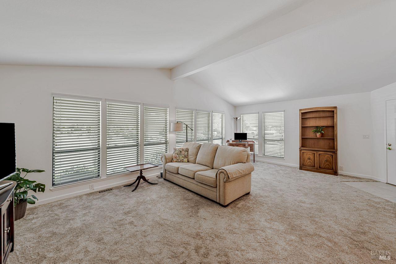 Detail Gallery Image 32 of 52 For 1955 Pinercrest Dr 227, Sonoma,  CA 95403 - 2 Beds | 2 Baths