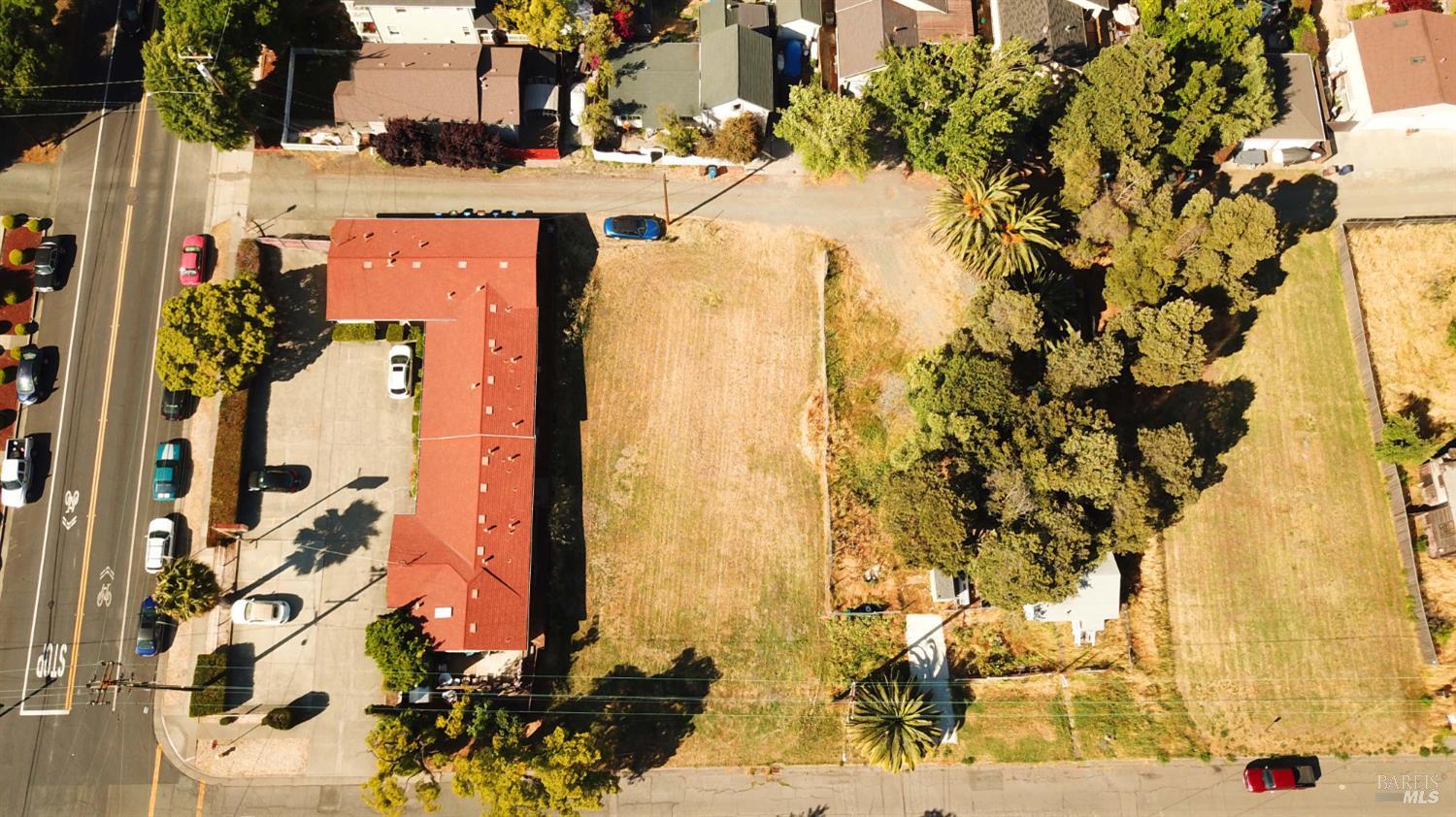 Detail Gallery Image 4 of 6 For 525 E H St, Benicia,  CA 94510 - – Beds | – Baths
