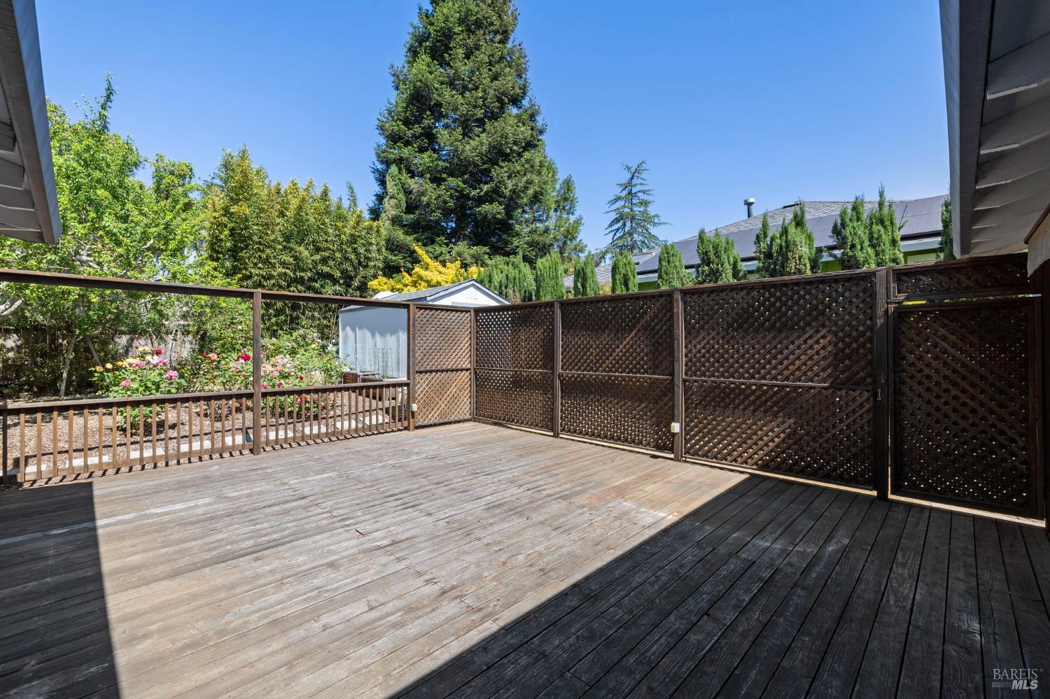 Detail Gallery Image 28 of 52 For 3429 Castlerock Ct, Santa Rosa,  CA 95404 - 4 Beds | 2 Baths
