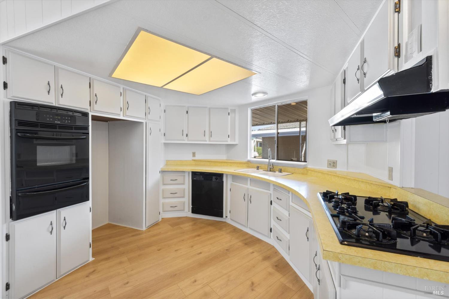 Detail Gallery Image 15 of 44 For 1597 Alamo Dr 154, Vacaville,  CA 95687 - 2 Beds | 0 Baths