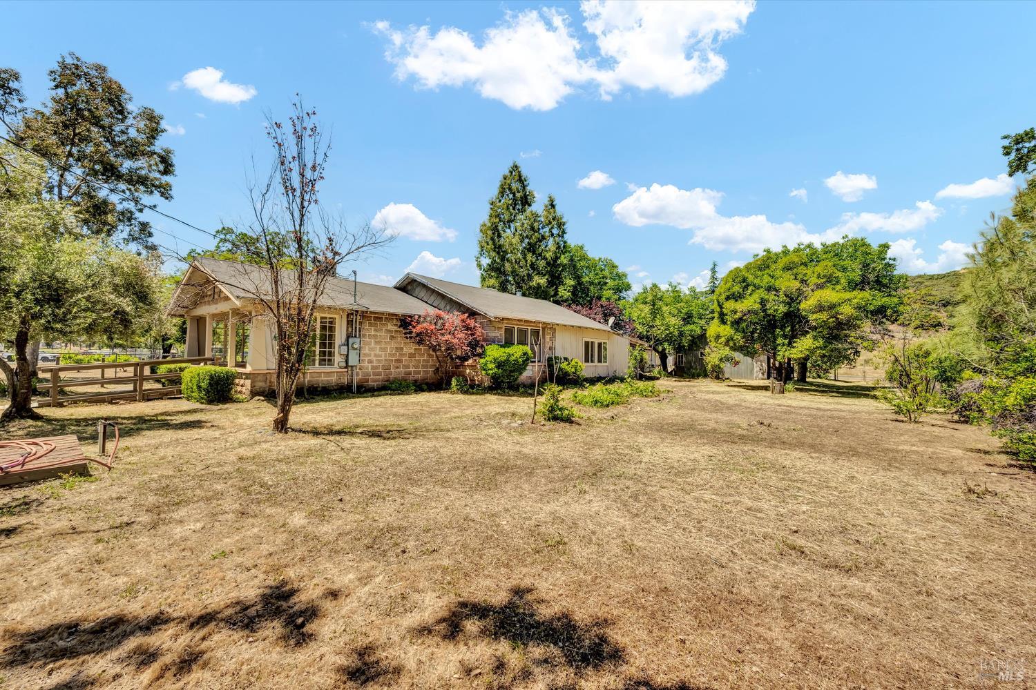 Detail Gallery Image 23 of 28 For 21345 Bush St, Middletown,  CA 95461 - 2 Beds | 1 Baths