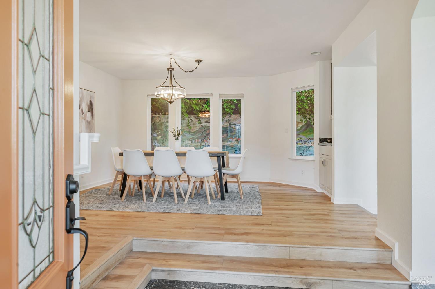 Detail Gallery Image 4 of 60 For 55 Tamalpais Rd, Kentfield,  CA 94904 - 4 Beds | 4 Baths