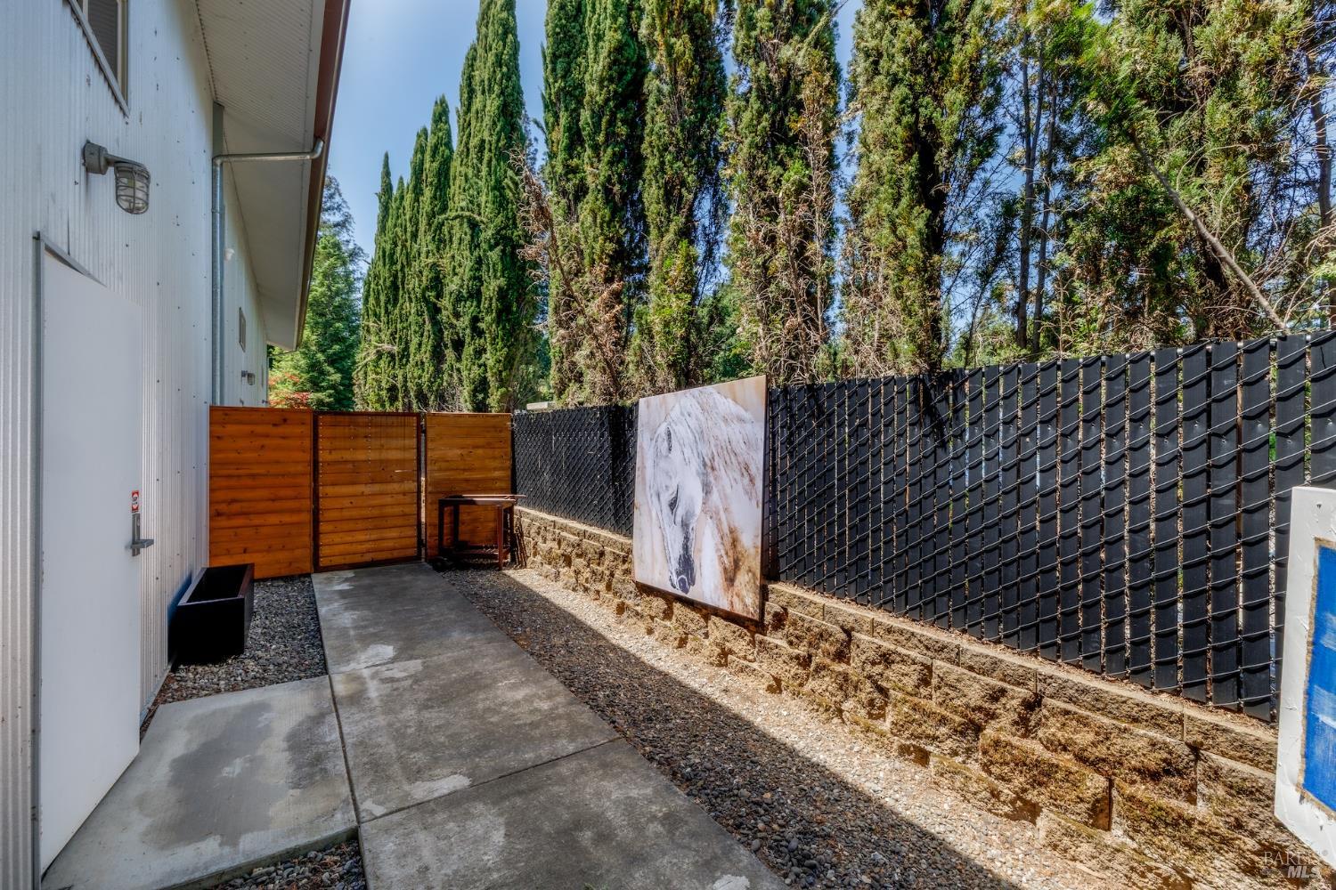 Detail Gallery Image 22 of 26 For 1229 Grove St #3,  Healdsburg,  CA 95448 - – Beds | – Baths