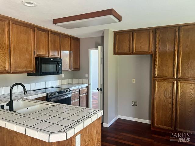Detail Gallery Image 7 of 27 For 496 Lupine Cir, Vacaville,  CA 95687 - 3 Beds | 2/1 Baths