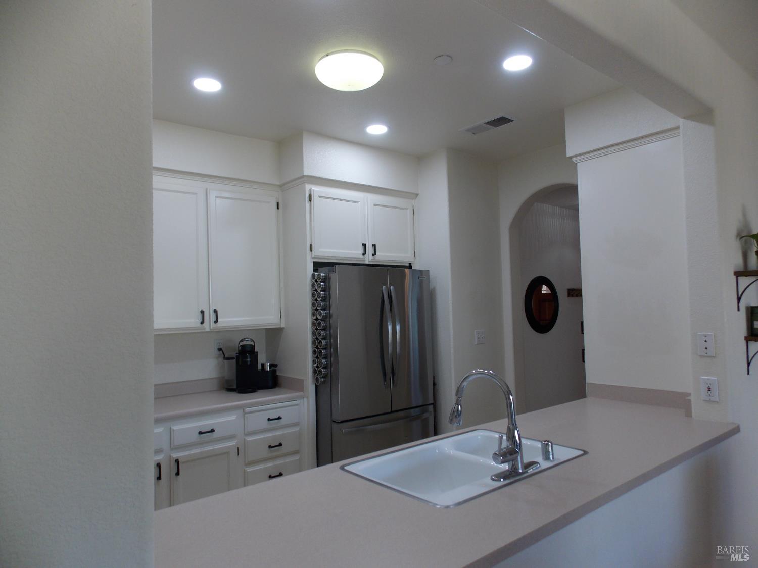 Detail Gallery Image 13 of 36 For 834 Glen Miller Dr, Windsor,  CA 95492 - 2 Beds | 2 Baths