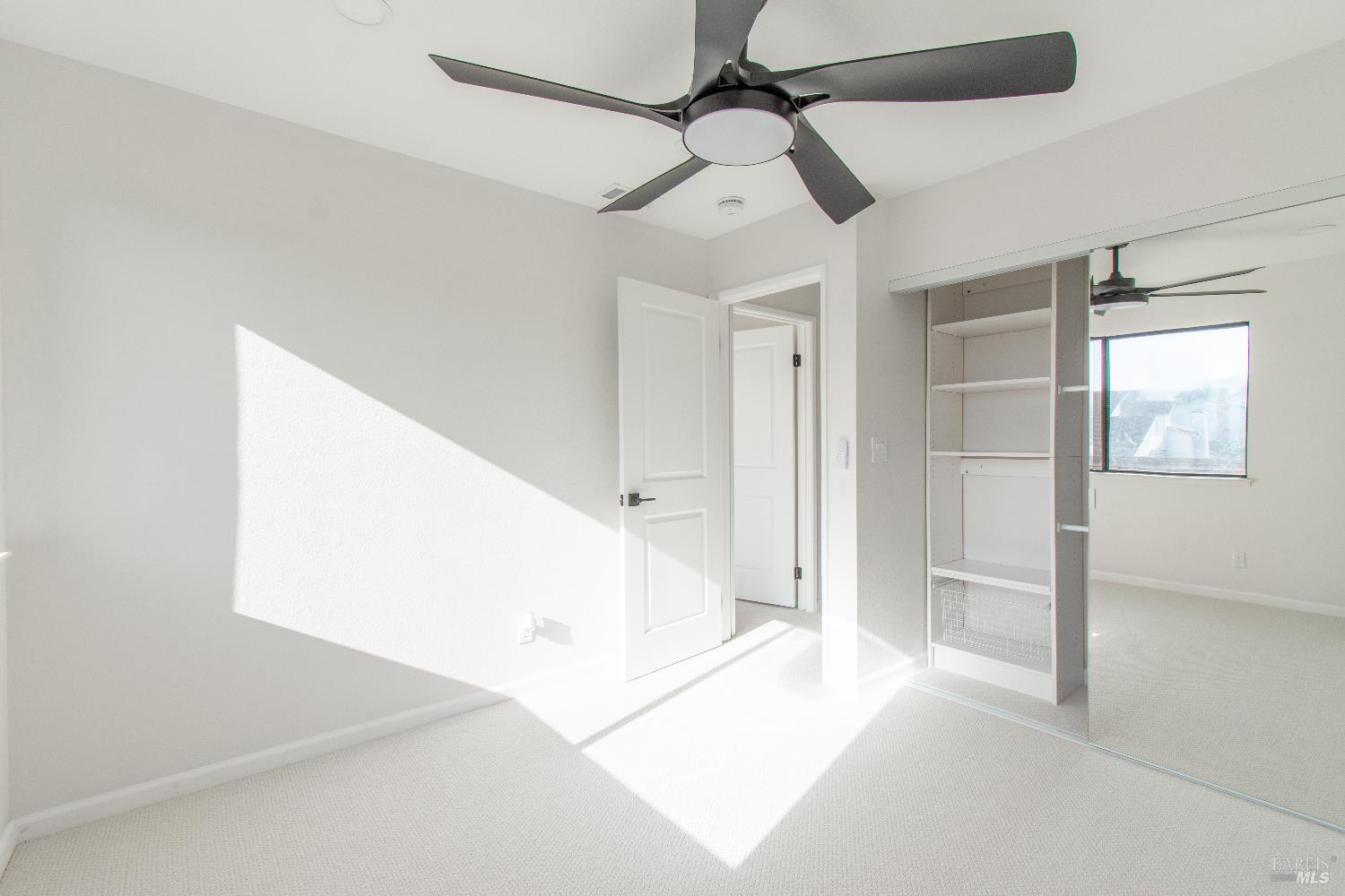 Detail Gallery Image 38 of 51 For 1986 Larchmont Cir, Fairfield,  CA 94534 - 3 Beds | 2/1 Baths
