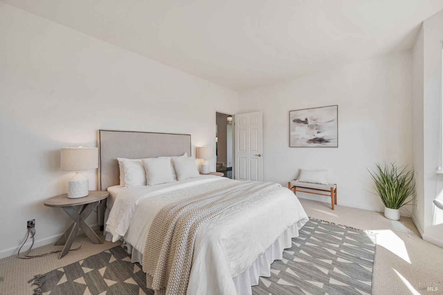 Detail Gallery Image 23 of 60 For 55 Tamalpais Rd, Kentfield,  CA 94904 - 4 Beds | 4 Baths