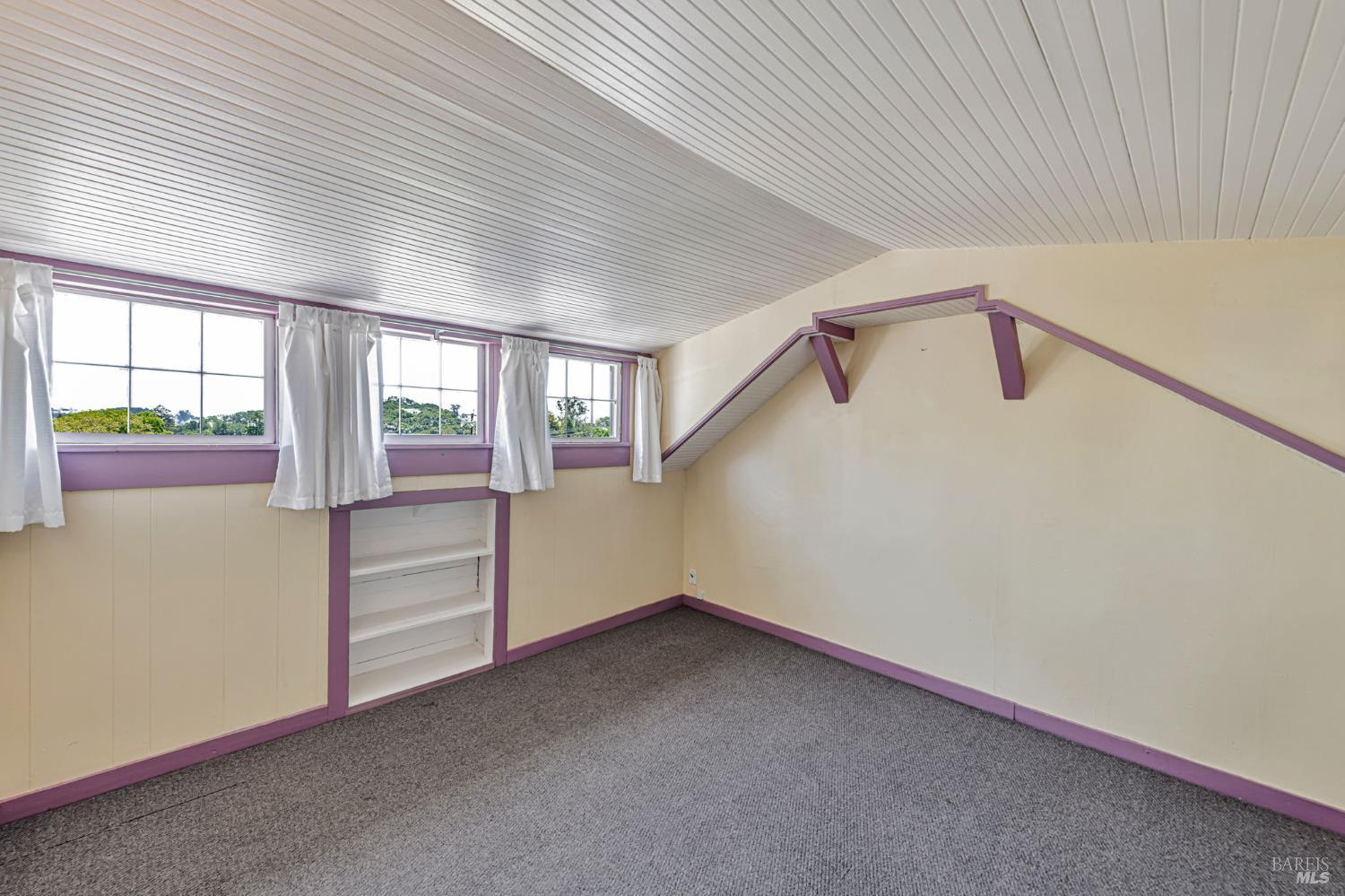 Detail Gallery Image 18 of 38 For 20 Laurel Ave, Petaluma,  CA 94952 - 2 Beds | 1 Baths