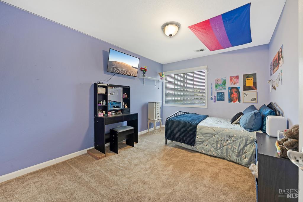 Detail Gallery Image 28 of 46 For 1405 Montana Pl, Rohnert Park,  CA 94928 - 4 Beds | 2/1 Baths