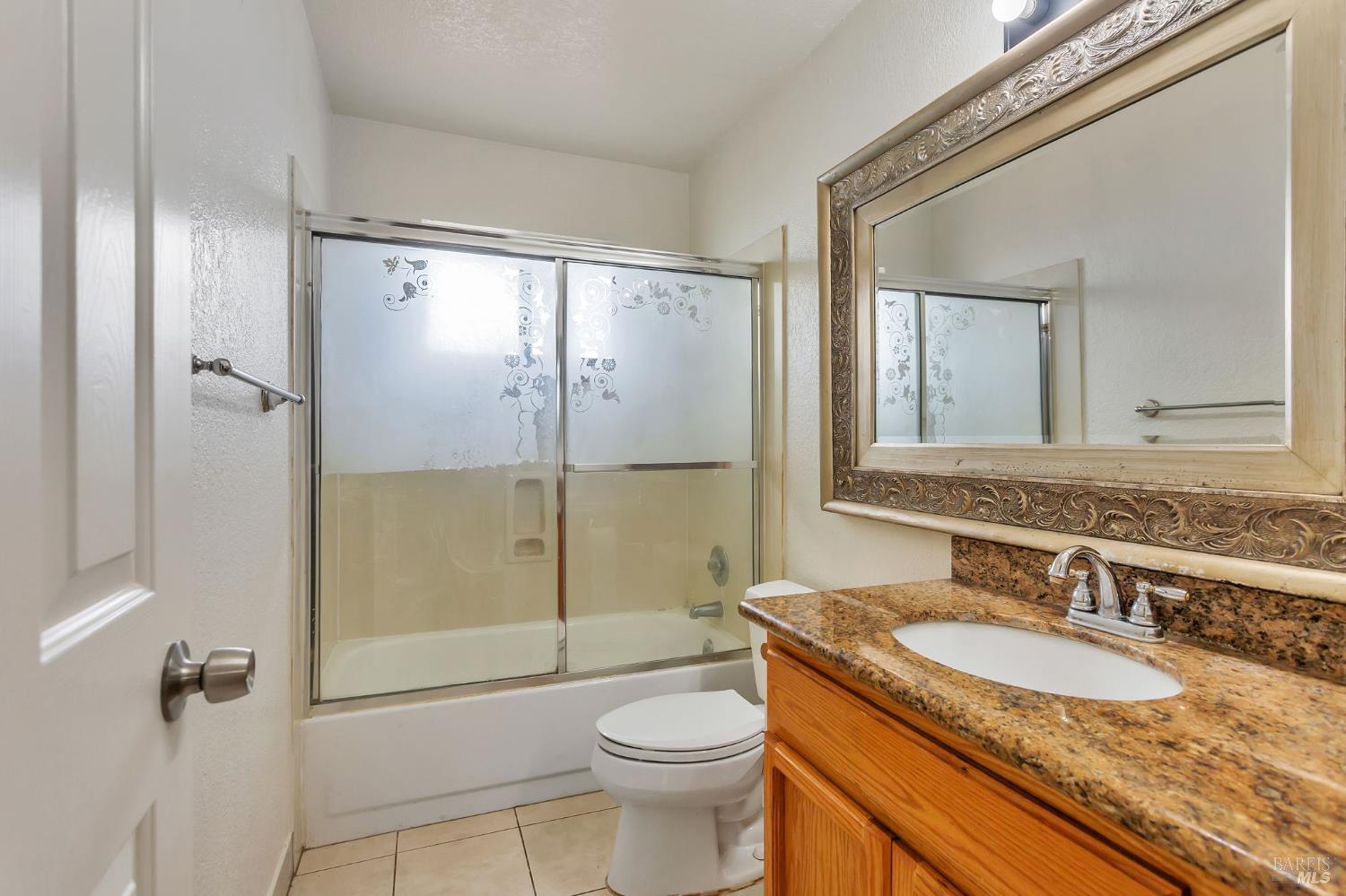 Detail Gallery Image 41 of 46 For 1001 Suffolk Way, Fairfield,  CA 94533 - 5 Beds | 3 Baths