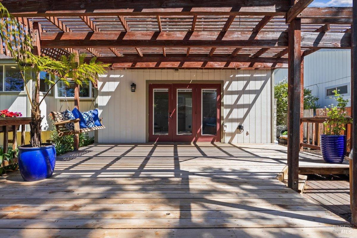 Detail Gallery Image 42 of 56 For 1503 Galaxy Ct, Rohnert Park,  CA 94928 - 4 Beds | 2/1 Baths