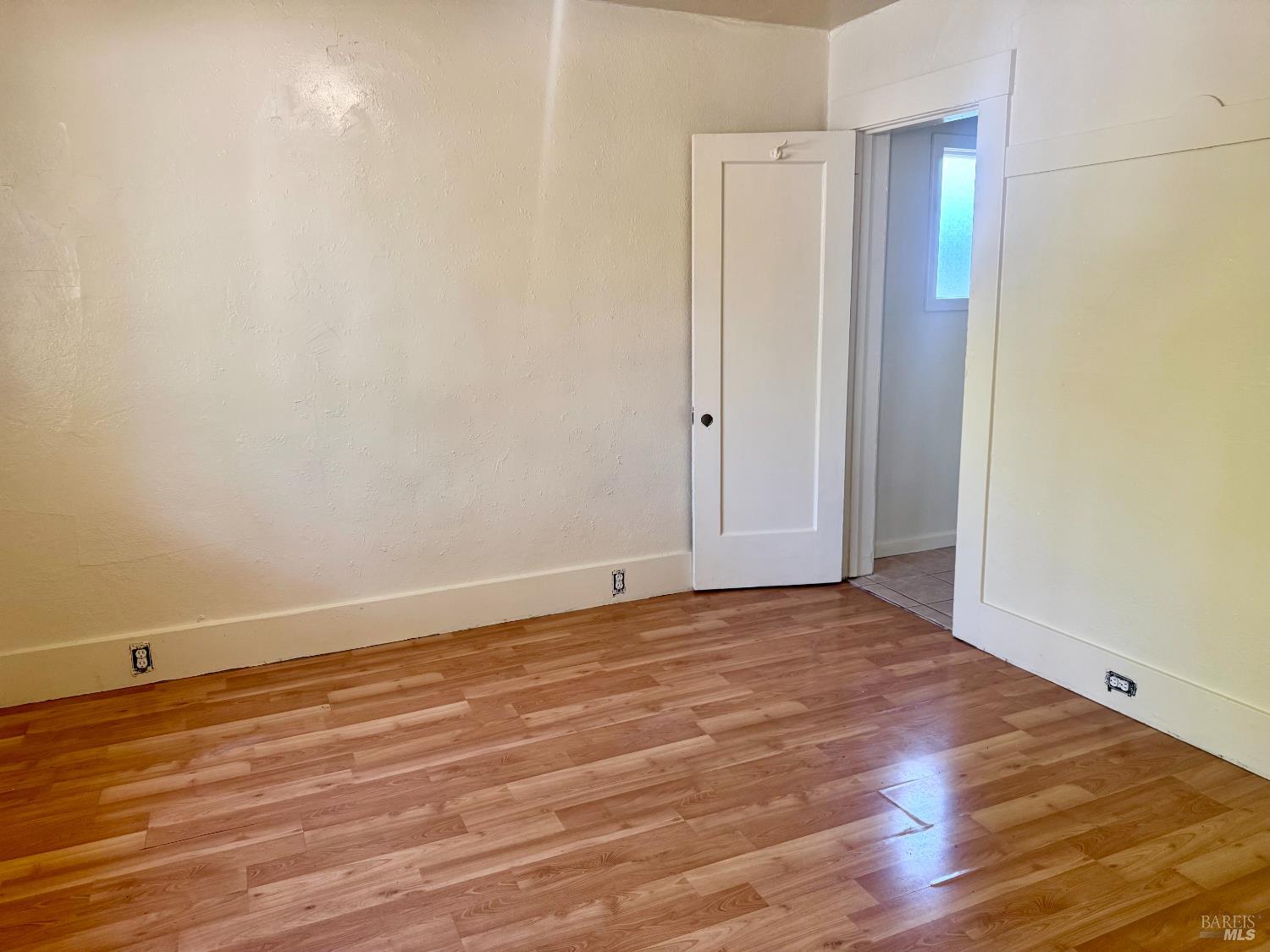 Detail Gallery Image 9 of 23 For 514 Earle St, Santa Rosa,  CA 95404 - 3 Beds | 2 Baths