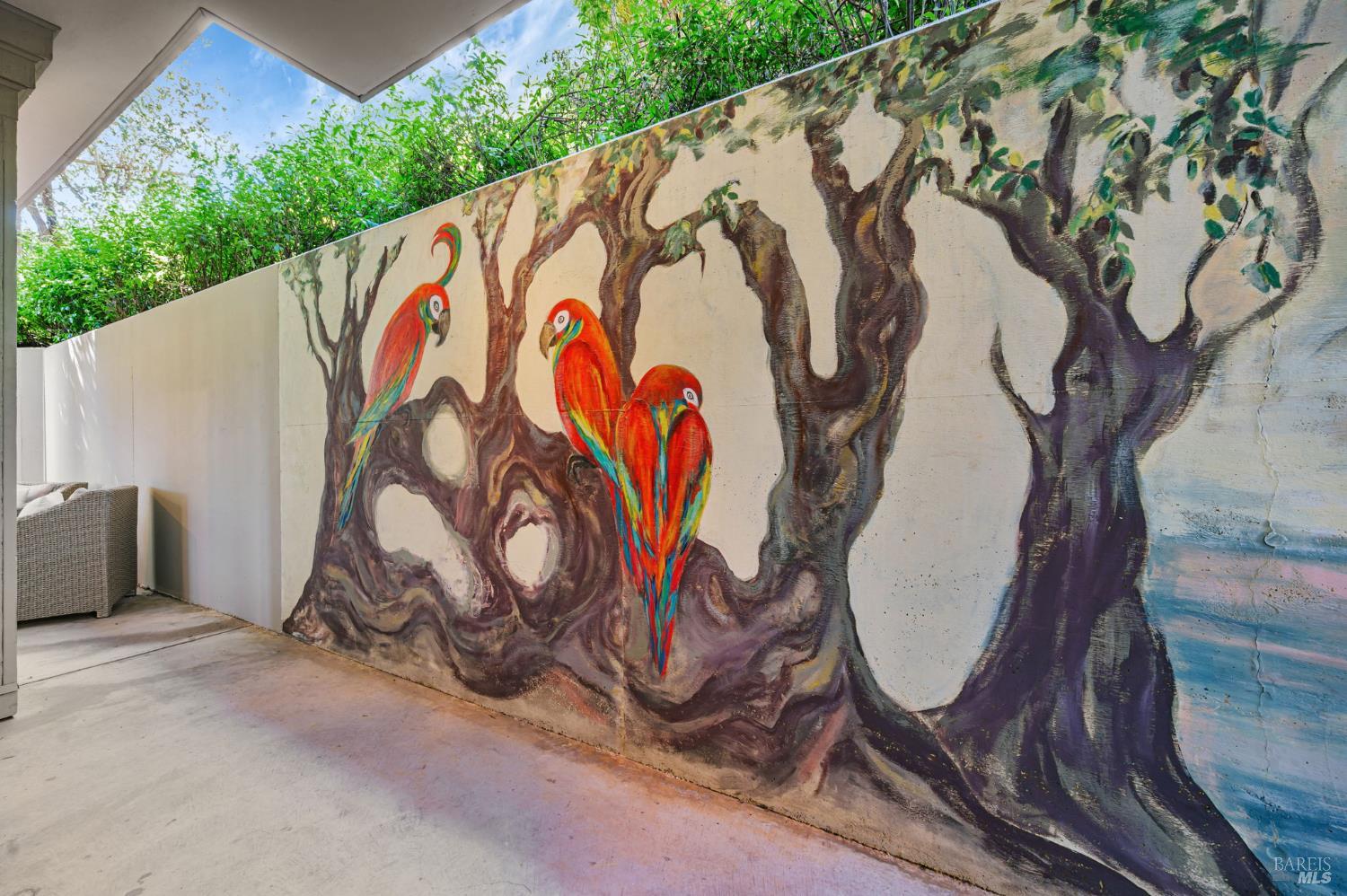 Detail Gallery Image 43 of 60 For 55 Tamalpais Rd, Kentfield,  CA 94904 - 4 Beds | 4 Baths