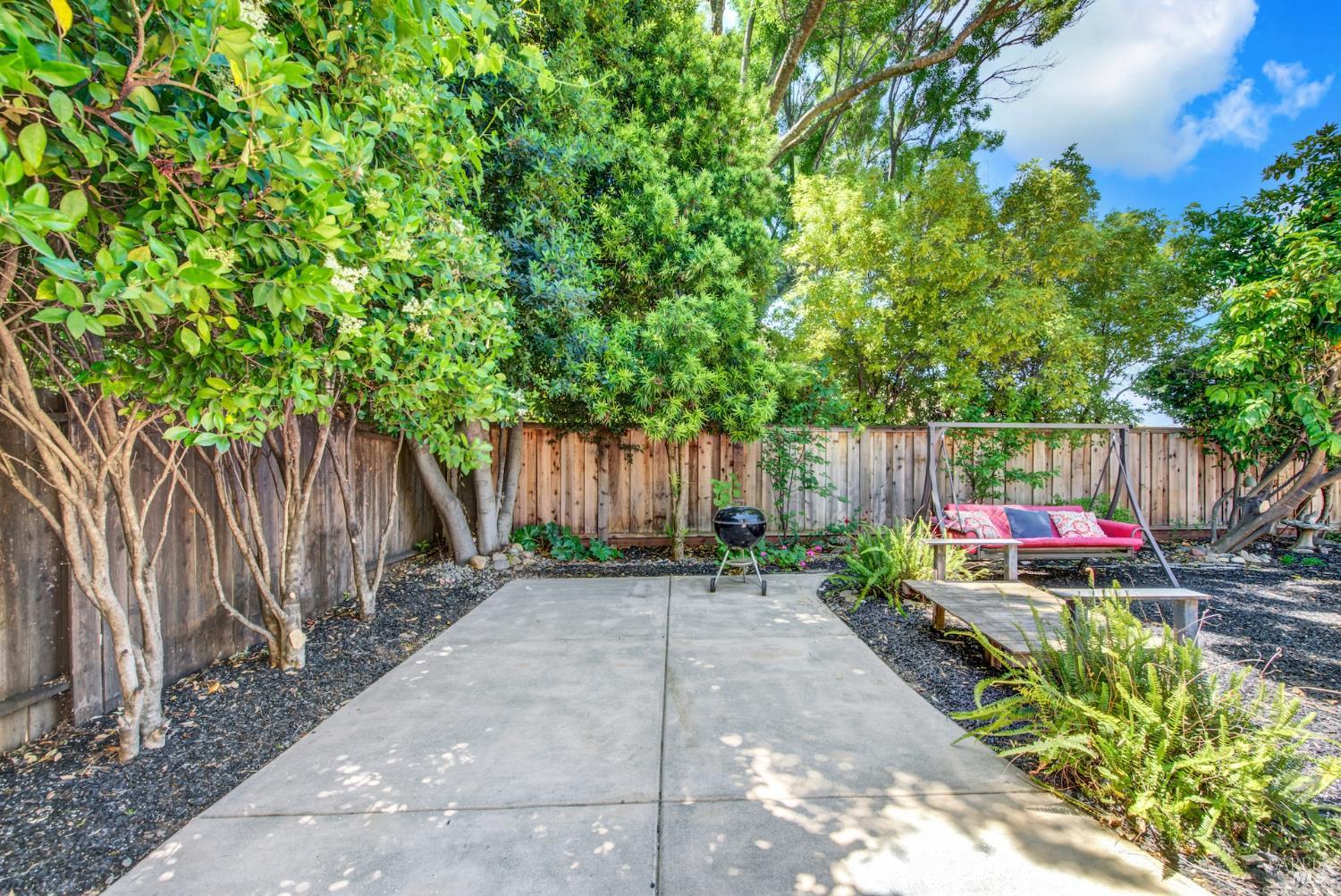 Detail Gallery Image 67 of 80 For 3327 Colonial Ct, Fairfield,  CA 94534 - 4 Beds | 3 Baths