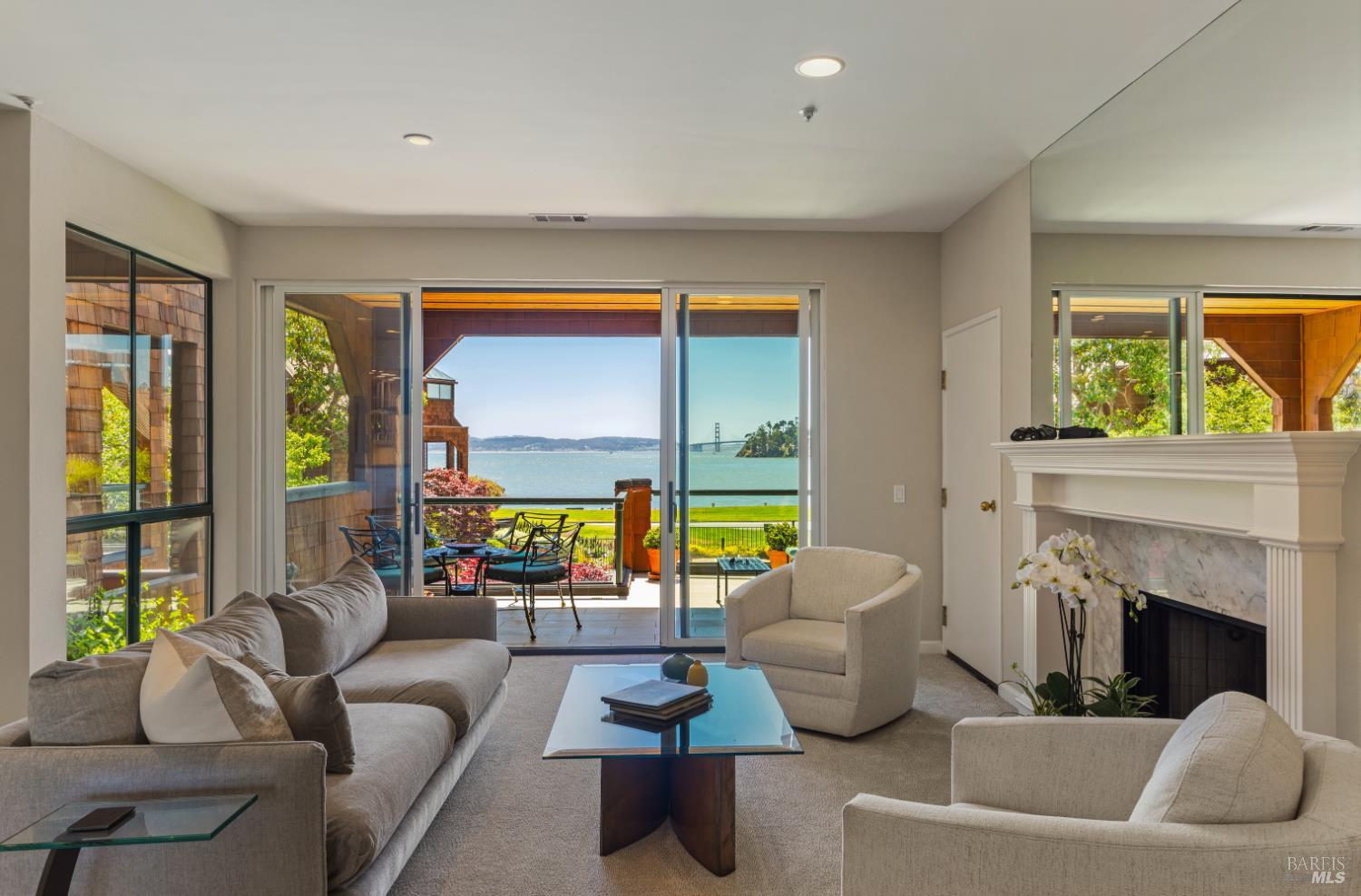 Detail Gallery Image 15 of 46 For 1910 Mar West St, Tiburon,  CA 94920 - 3 Beds | 2/1 Baths