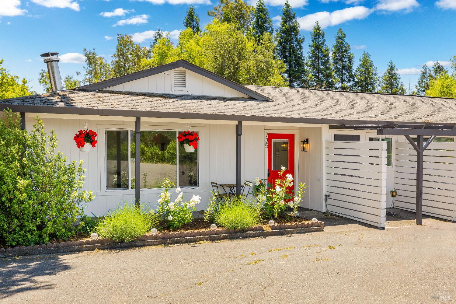 Detail Gallery Image 34 of 82 For 725 Lytton Station Rd, Healdsburg,  CA 95448 - – Beds | – Baths