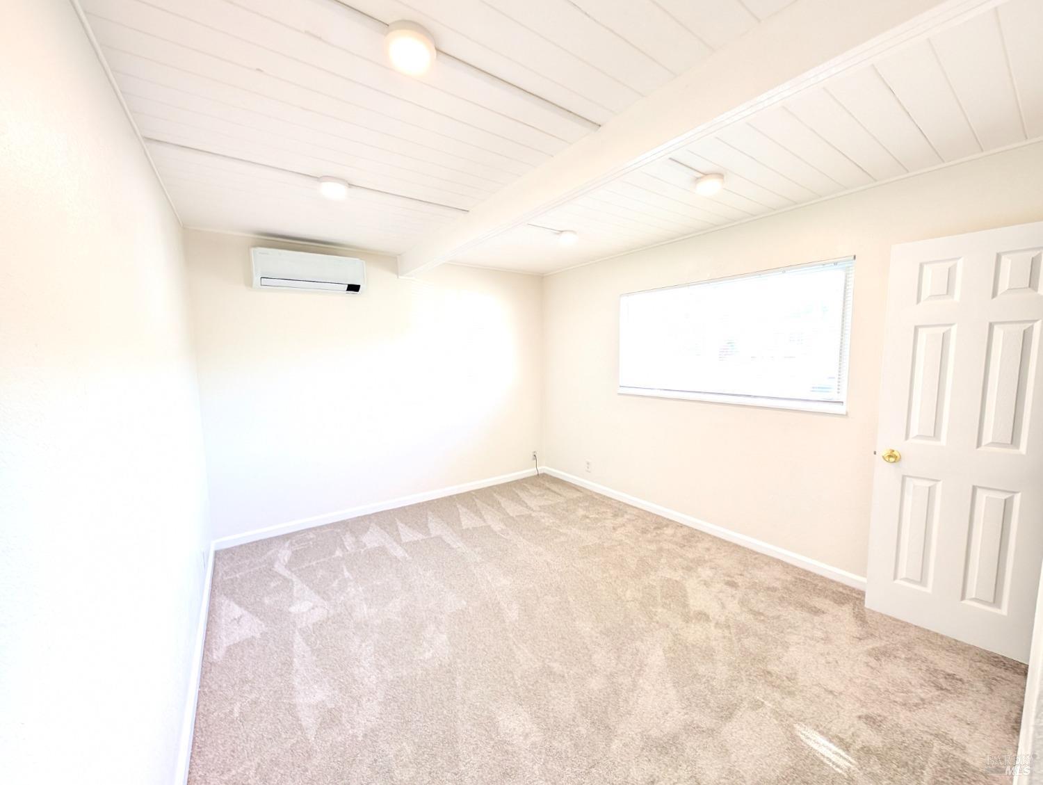 Detail Gallery Image 7 of 10 For 820 Fulton Ave, Vallejo,  CA 94591 - 3 Beds | 1 Baths