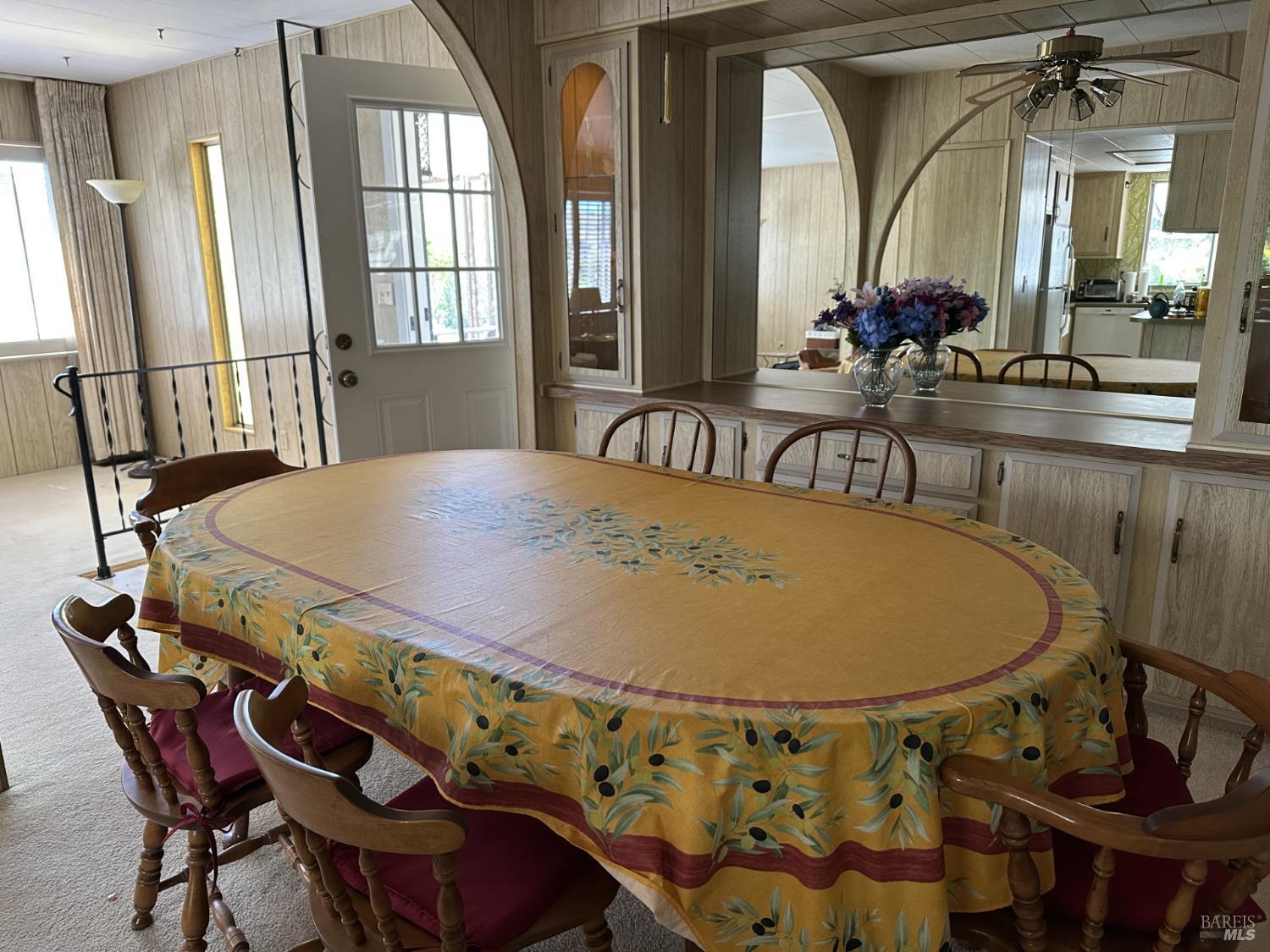 Detail Gallery Image 6 of 24 For 123 Bear Flag Rd, Sonoma,  CA 95476 - 2 Beds | 2 Baths
