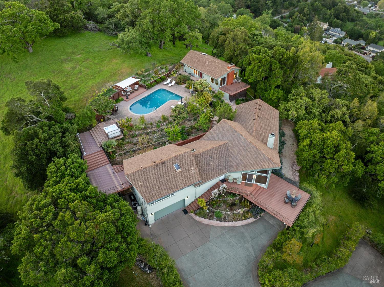 Detail Gallery Image 55 of 56 For 104 Eagle Dr, Novato,  CA 94949 - 4 Beds | 3 Baths