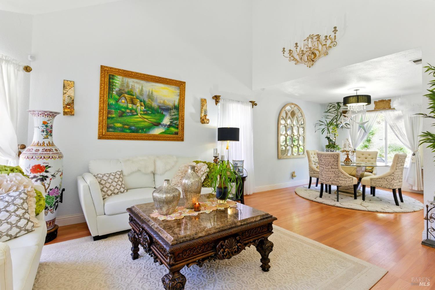 Detail Gallery Image 5 of 49 For 138 Nicole Way, Vallejo,  CA 94589 - 3 Beds | 2/1 Baths