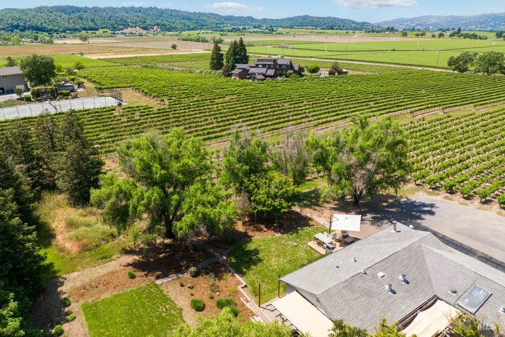 Detail Gallery Image 53 of 82 For 725 Lytton Station Rd, Healdsburg,  CA 95448 - – Beds | – Baths
