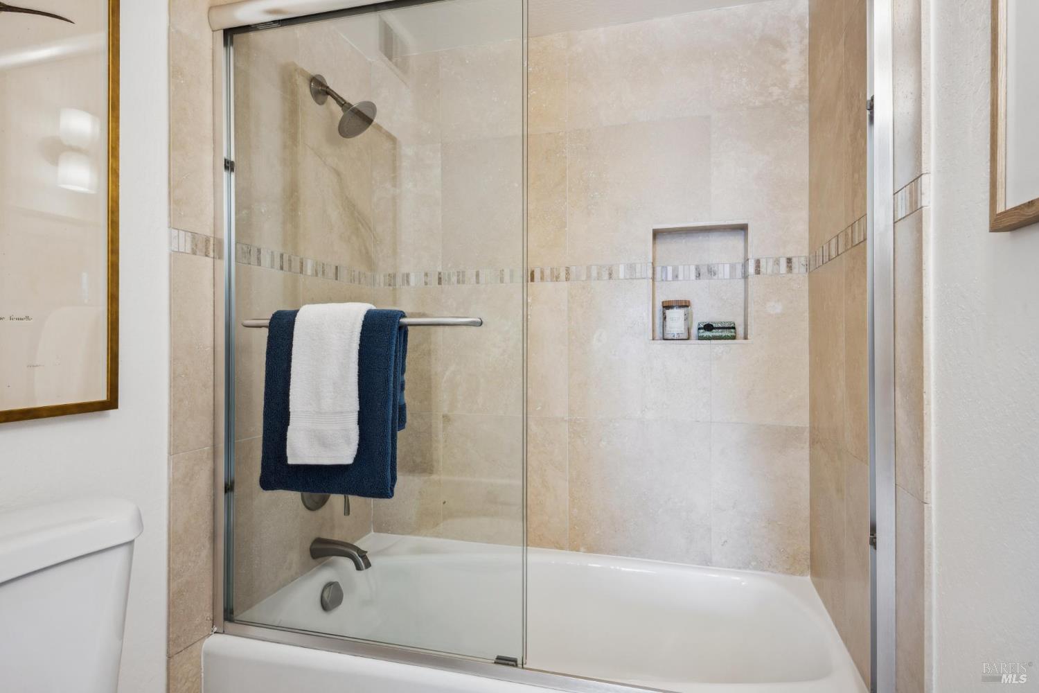 Detail Gallery Image 30 of 46 For 15 Harbor Oak Dr #12,  Tiburon,  CA 94920 - 2 Beds | 2 Baths