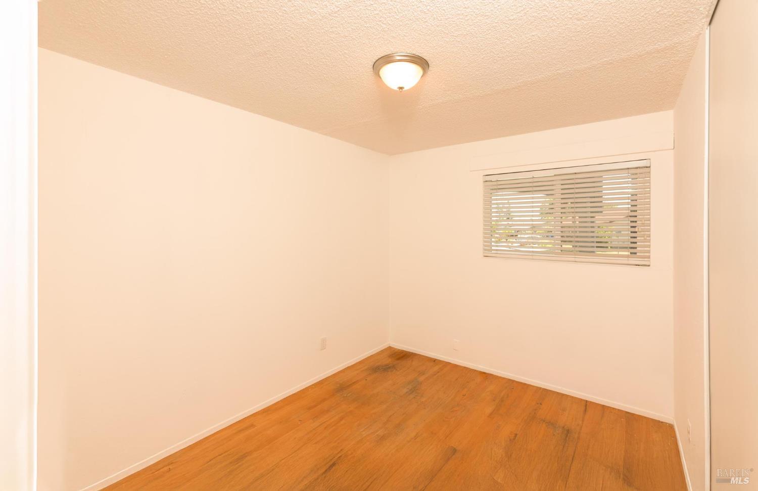 Detail Gallery Image 11 of 24 For 556 Baron Dr, Rohnert Park,  CA 94928 - 4 Beds | 2 Baths