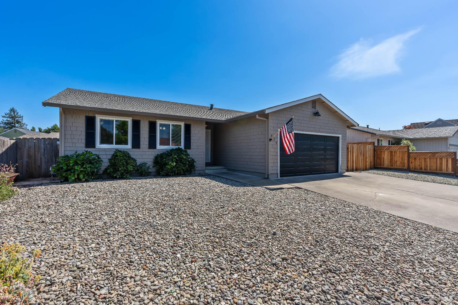 Detail Gallery Image 3 of 39 For 675 Joseph Ct, Napa,  CA 94558 - 3 Beds | 2 Baths