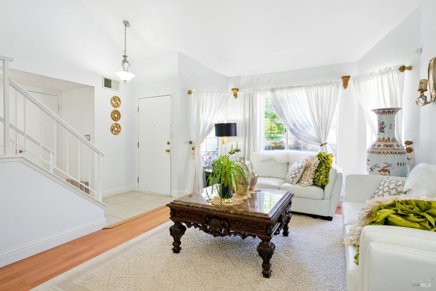 Detail Gallery Image 7 of 49 For 138 Nicole Way, Vallejo,  CA 94589 - 3 Beds | 2/1 Baths