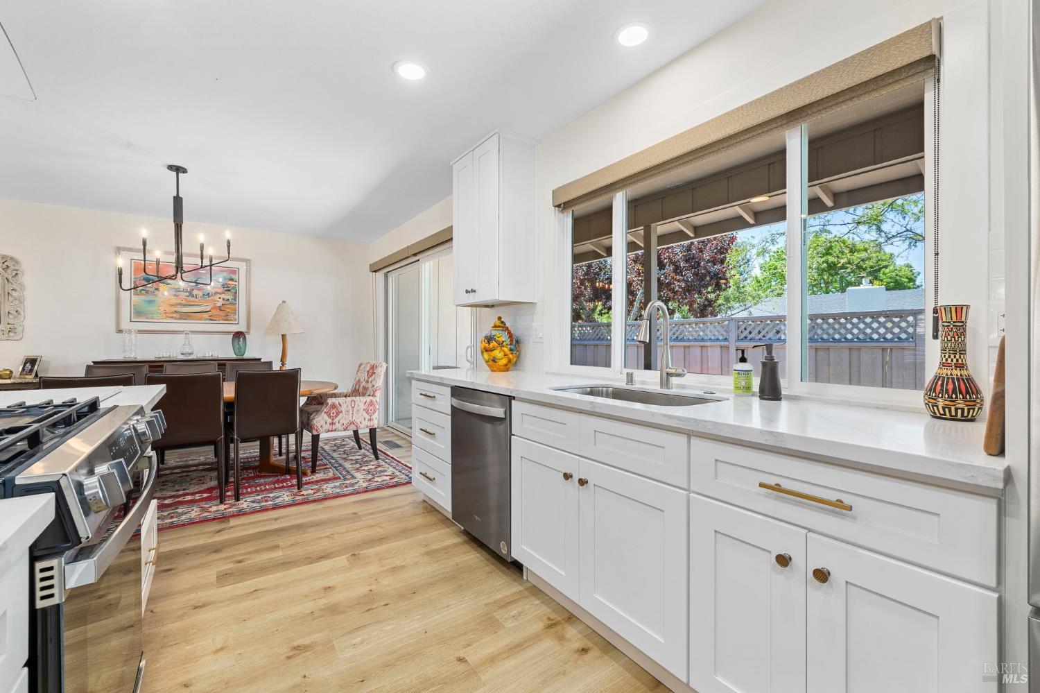 Detail Gallery Image 21 of 39 For 349 Pythian Rd, Santa Rosa,  CA 95409 - 2 Beds | 2/1 Baths