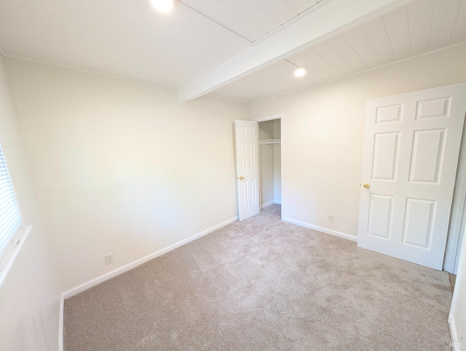 Detail Gallery Image 5 of 10 For 820 Fulton Ave, Vallejo,  CA 94591 - 3 Beds | 1 Baths